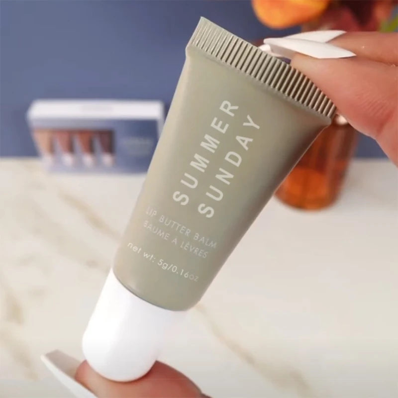 4-piece Lip Gloss Set Complete, Exquisite, Practical, Comfortable, Moisturizing, Natural, Portable Makeup Set